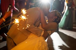 sparkler kiss wedding bride photography
